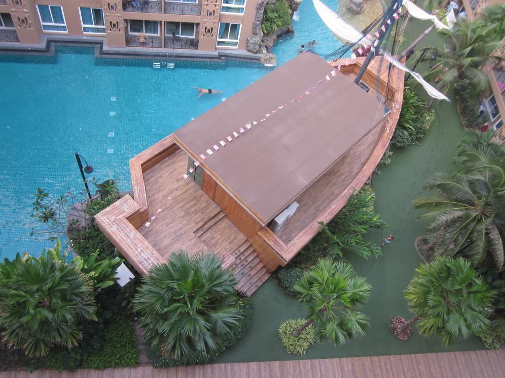 Atlantis Condo Resort Pattaya Джомтьен Экстерьер фото