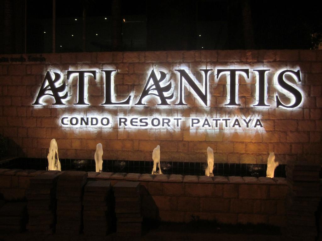 Atlantis Condo Resort Pattaya Джомтьен Экстерьер фото