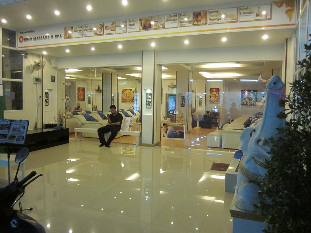 Atlantis Condo Resort Pattaya Джомтьен Экстерьер фото