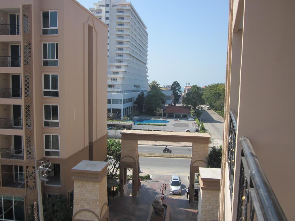 Atlantis Condo Resort Pattaya Джомтьен Экстерьер фото
