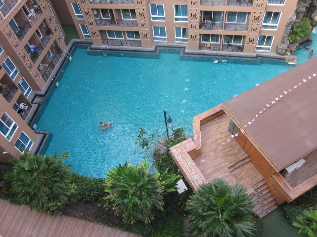 Atlantis Condo Resort Pattaya Джомтьен Экстерьер фото